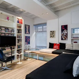 Trevi Loft , Rome Italy